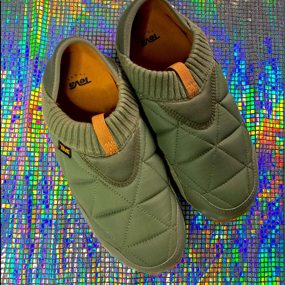 Best Seller TEVA Ember Slip on Moc Women’s Shoe-size 8/olive